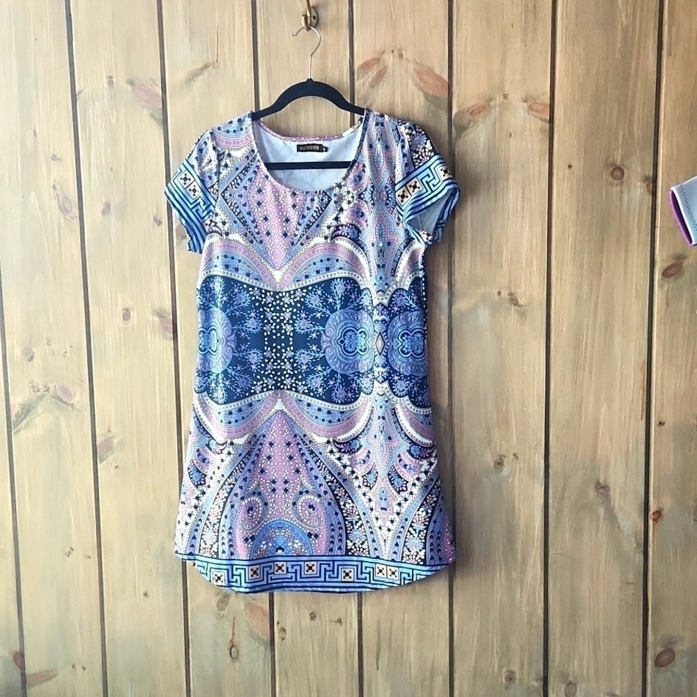 REBORN DRESS T-SHIRT STYLE, SZ M, NWOT
